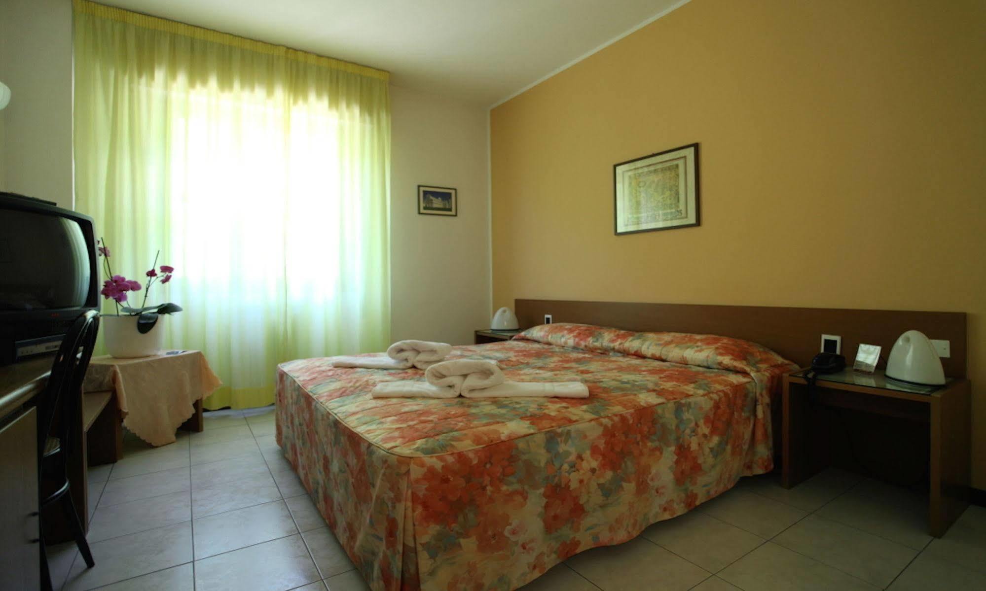 Euro Hotel 3*